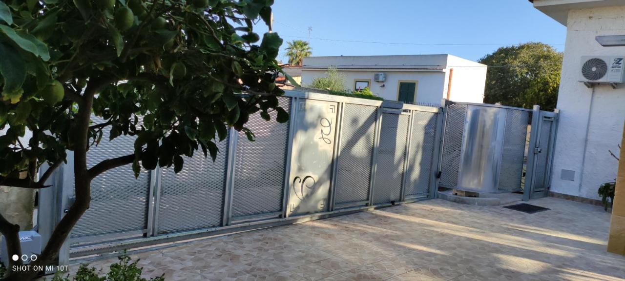 Casa Vacanze Nonna Tuzza Marsala Exterior photo